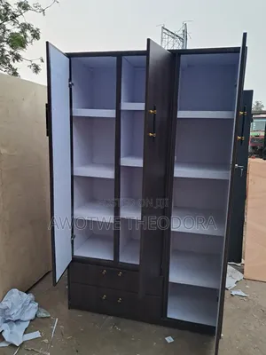 Quality All Shelces Wardrobe( Payment After Delivery)