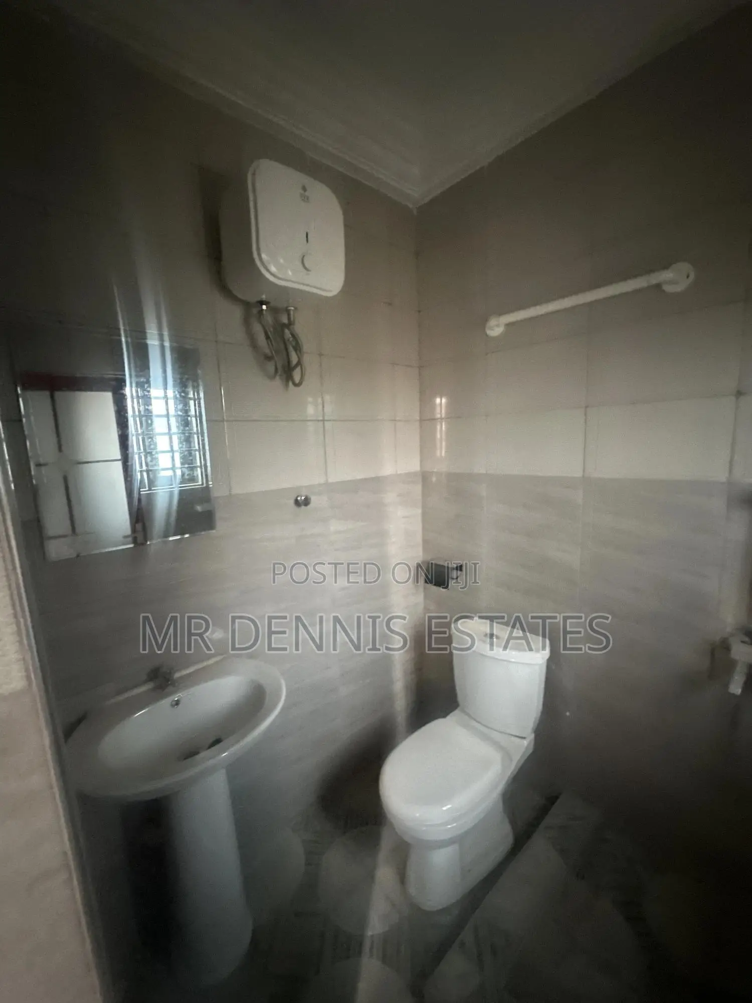1bdrm Room & Parlour in Weija for rent