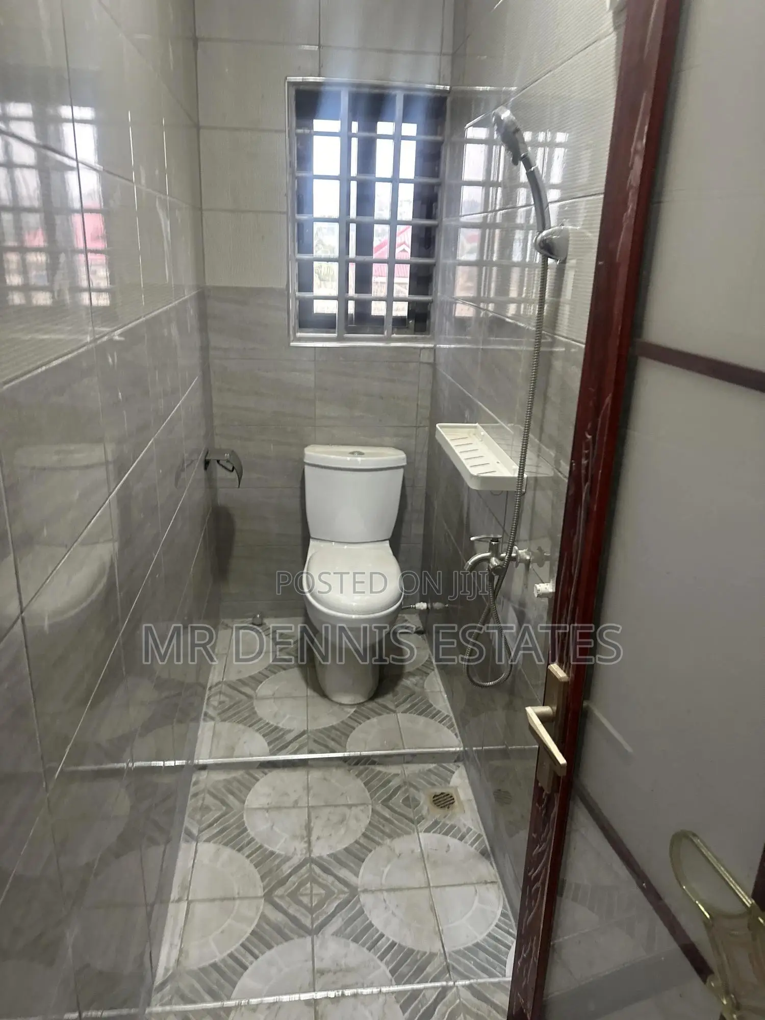 1bdrm Room & Parlour in Weija for rent
