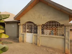 4bdrm House in Kenyasi Bosore, Kumasi Metropolitan for sale