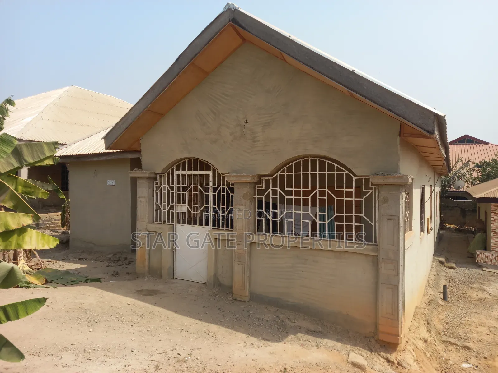 4bdrm House in Kenyasi Bosore, Kumasi Metropolitan for sale