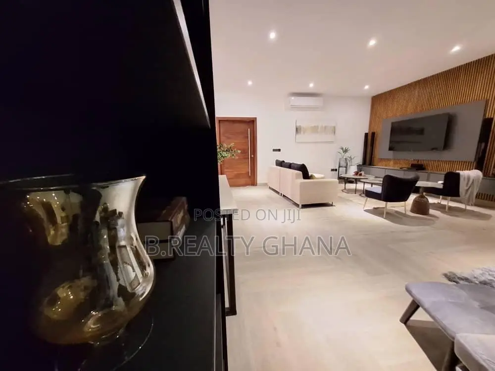 Furnished 3bdrm Apartment in Airport Residential Area for rent