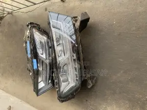 Audi Q5 Head Light