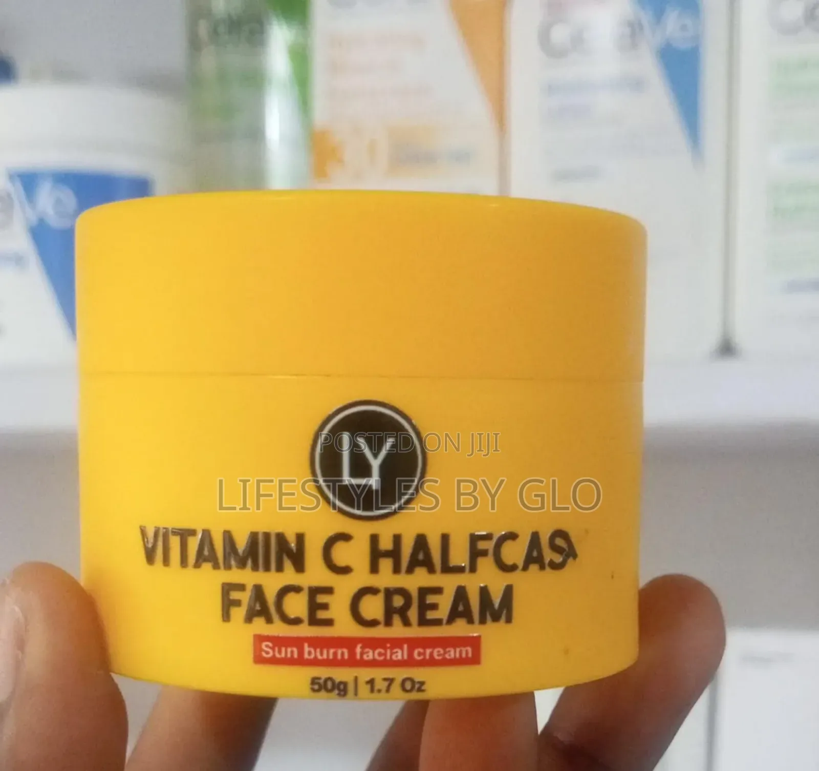 Ly Vitamin C Half Cast Face Cream