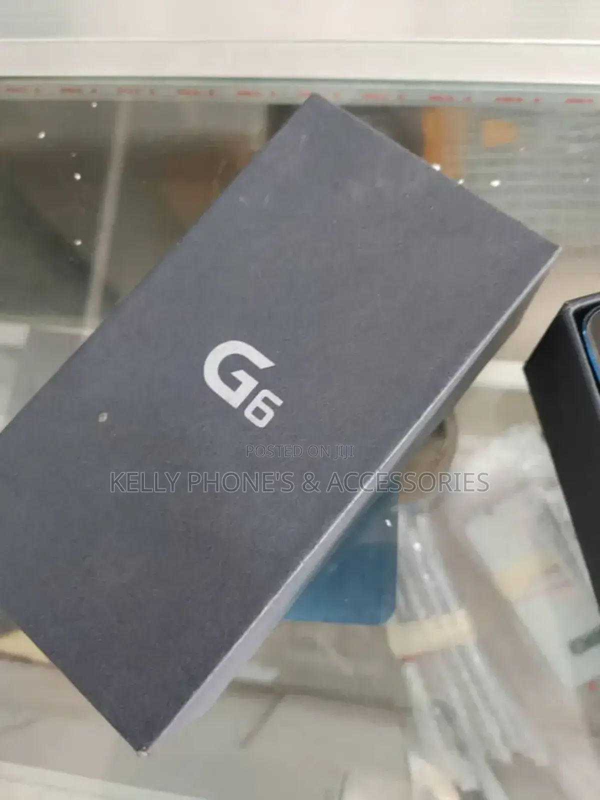 New LG G6 64 GB Black