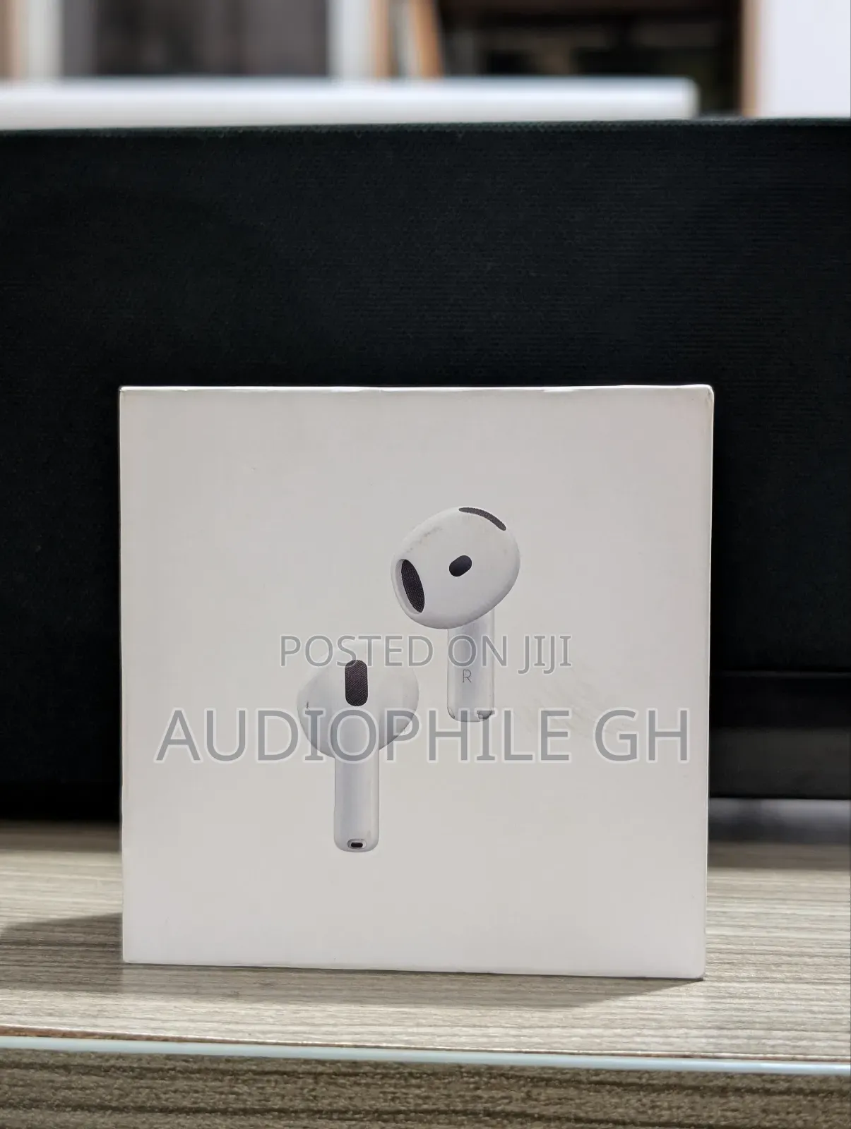 Apple Airpods 4 With Active Noise Cancelling