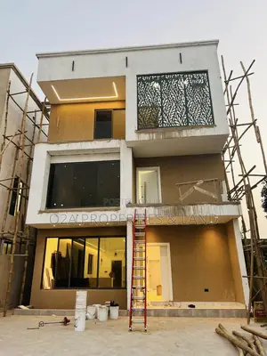4bdrm House in East Legon,, Ability for sale