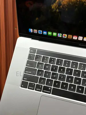 Laptop Apple MacBook Pro 2019 16GB Intel Core I7 SSD 512GB