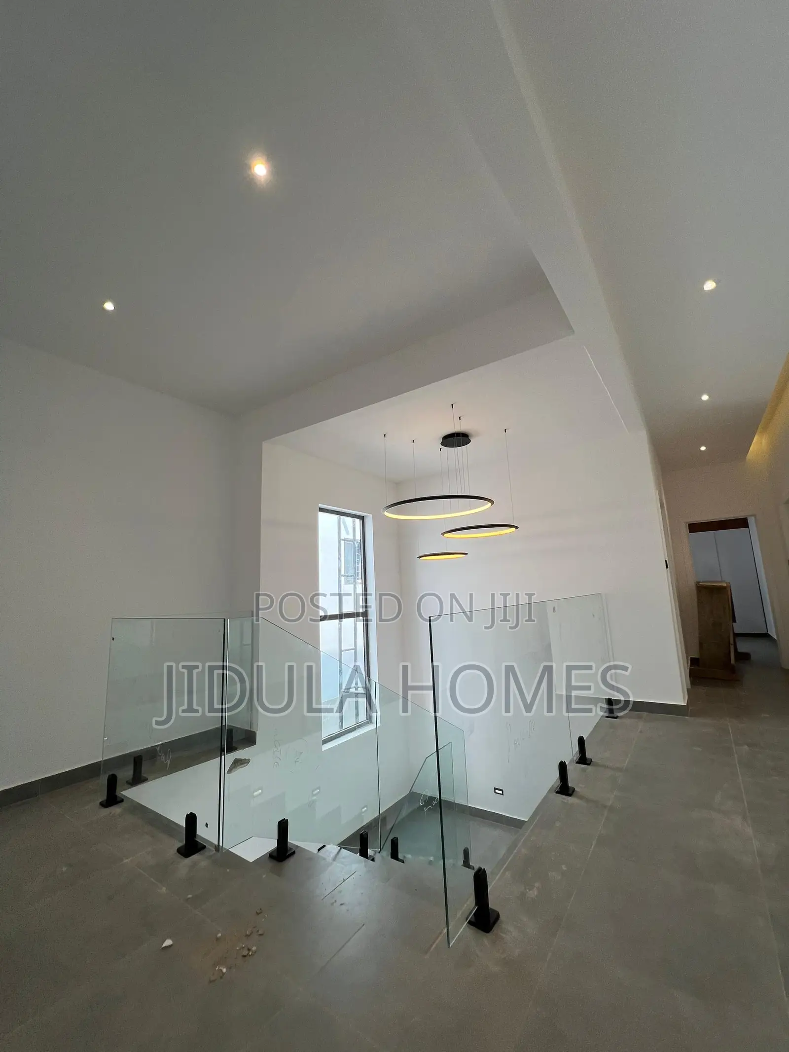 3bdrm Duplex in Oyarifa for sale