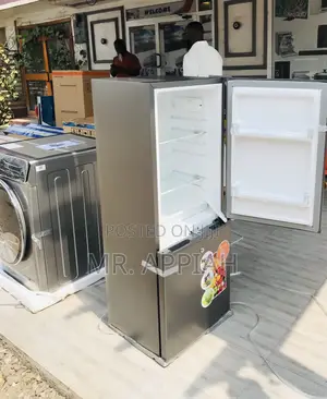 Extremely Chilling Galaxy GLX-200TM Bottom Freezer Fridge.