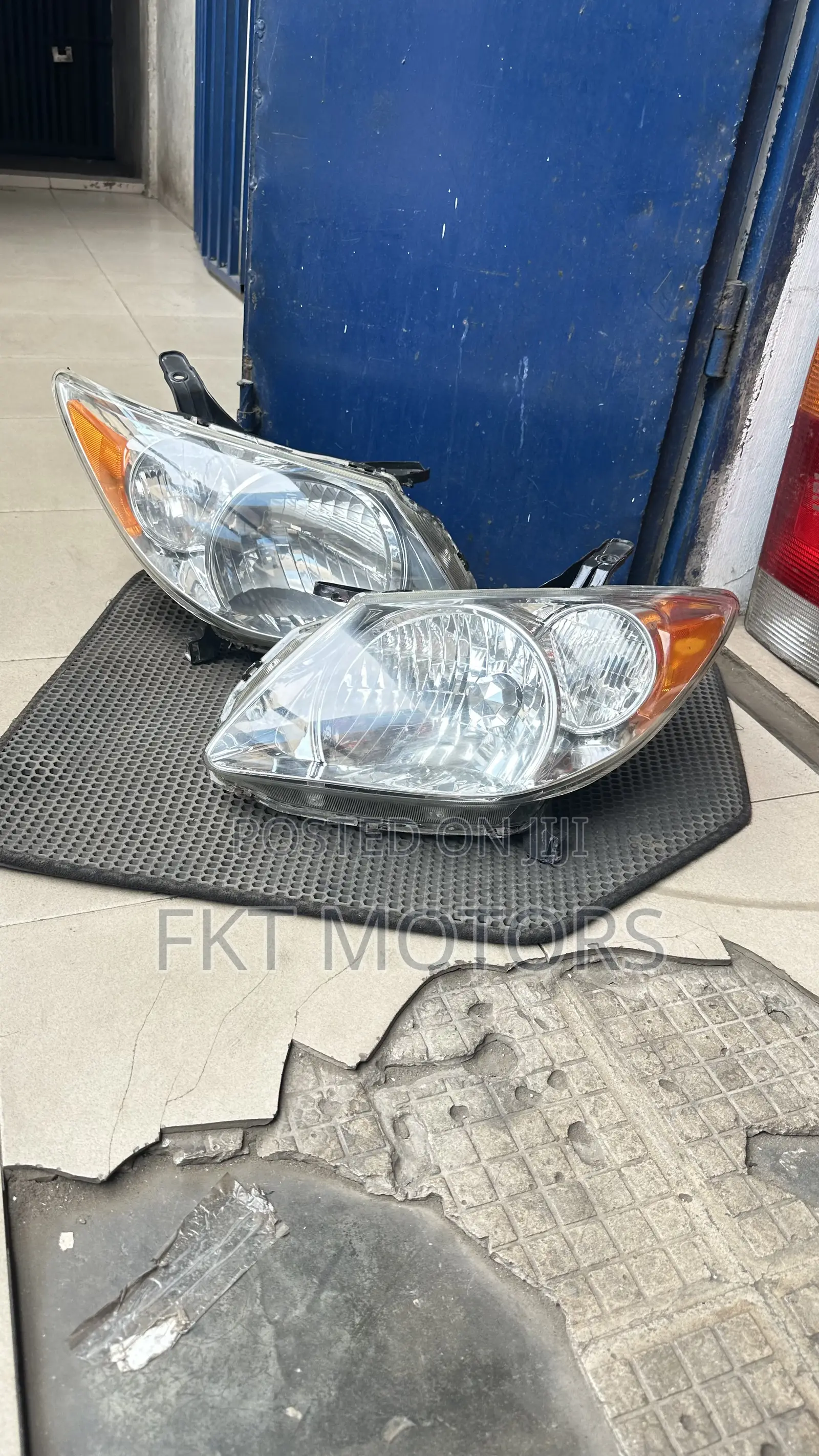 Pontiac Vibe Headlights Depo 2003,2004,2005,2006,2007,2008