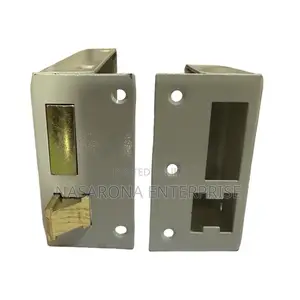2004 Soficlef Ear Door Locks