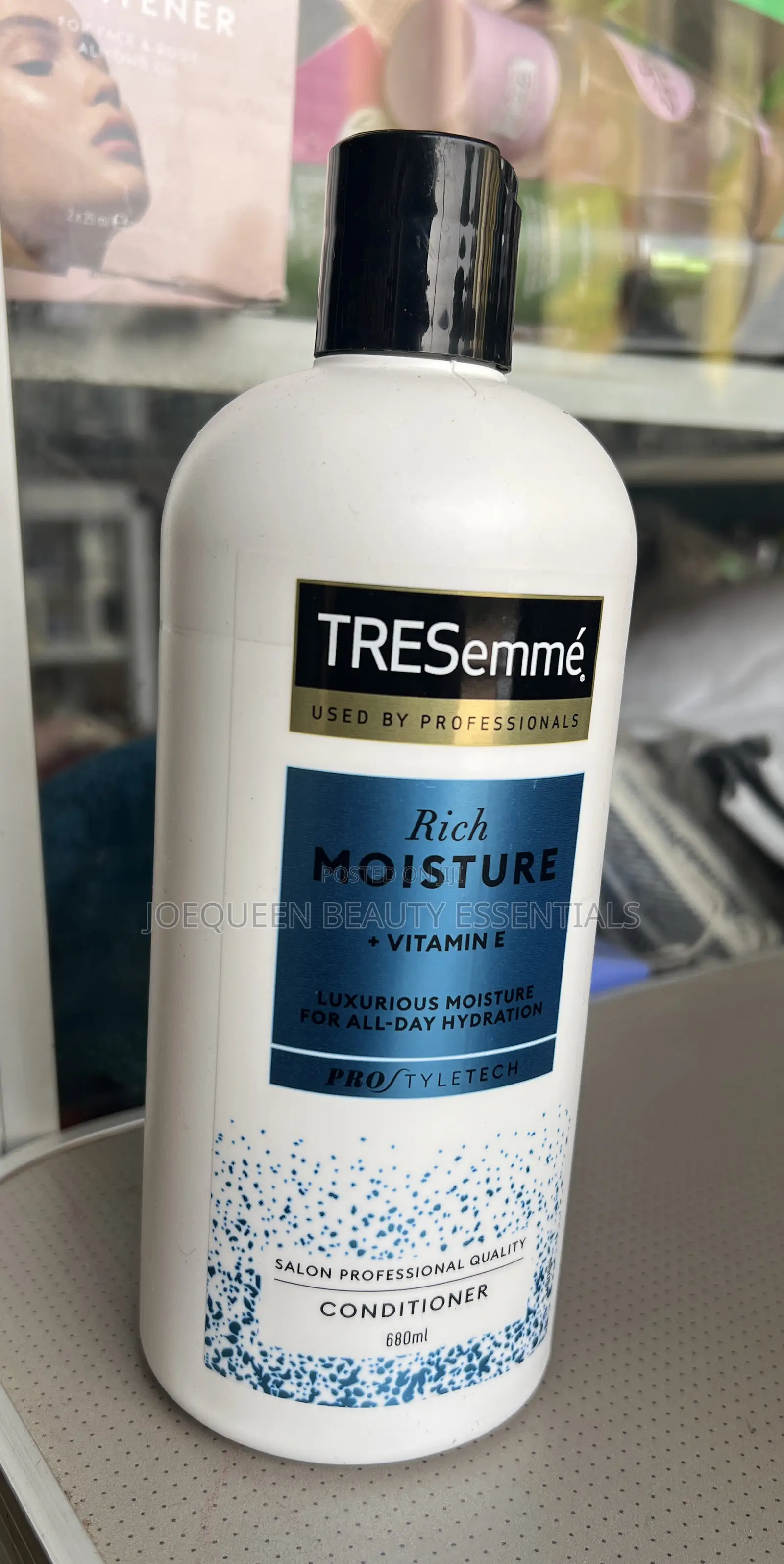 Tresemmé Rich Moisture Shampoo/Conditioner