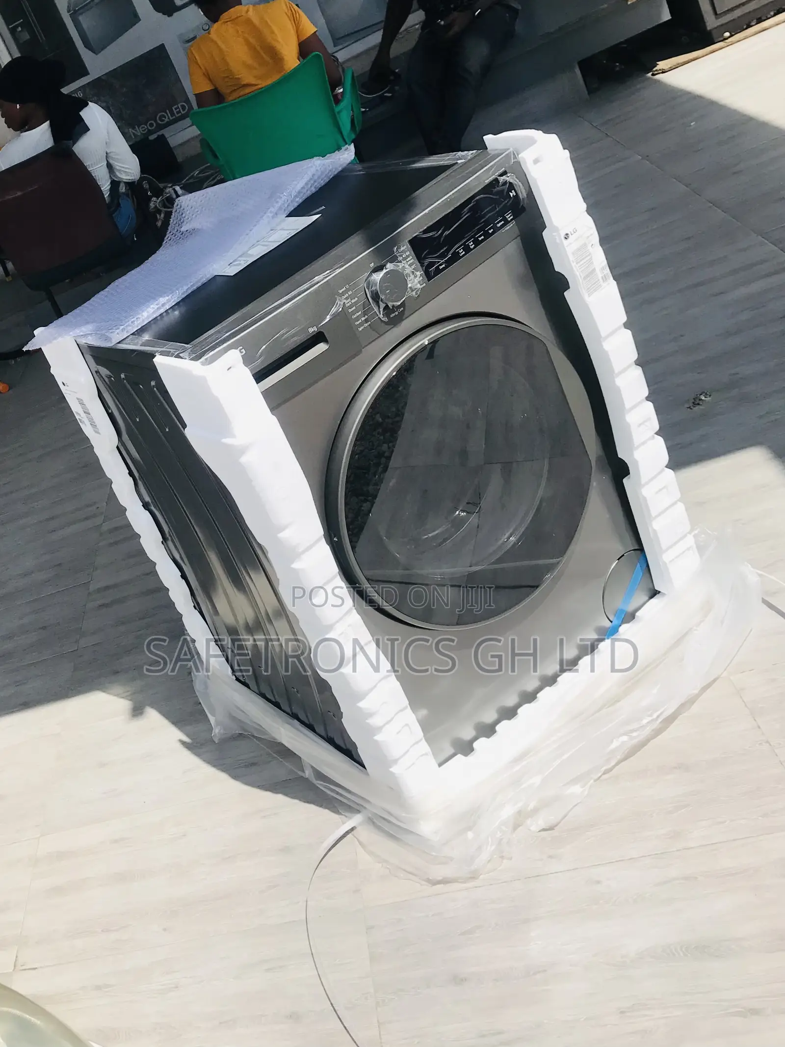 Super Powerful Front Load 4V5RGP2T 10,5/7kg LG Washer