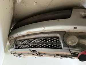 2006-2013 Land Rover Range Rover Front Cut