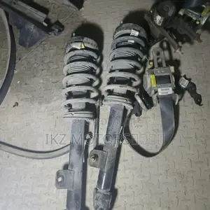 Chrysler 300 Front Shocks