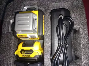 Dewalt Laser Level With Tripod Stand