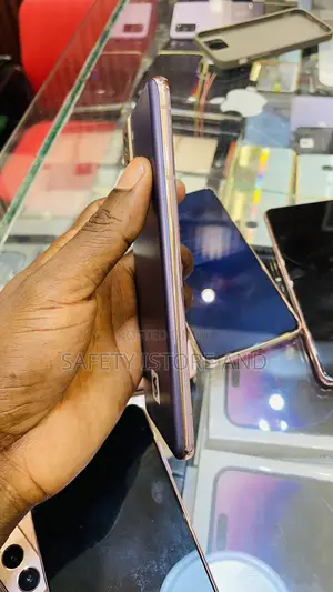 New Samsung Galaxy S21 5G 128 GB Purple