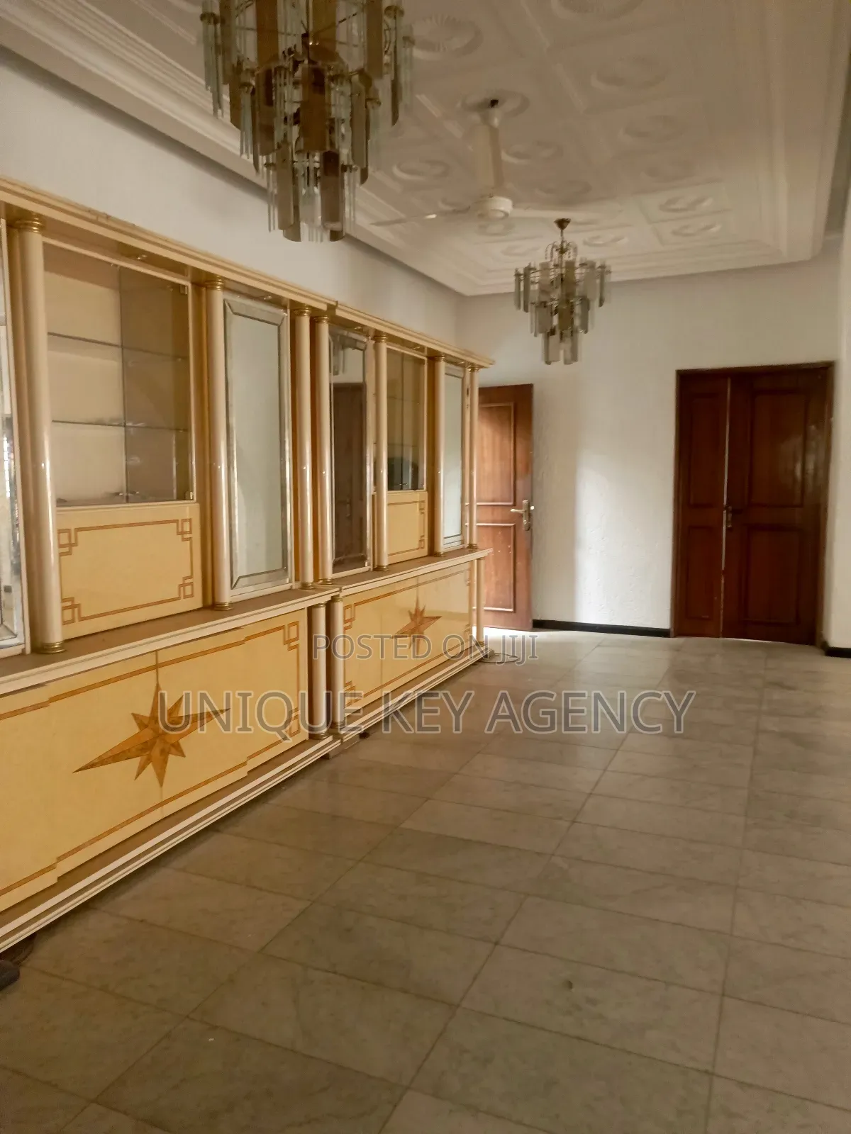6bdrm House in Unique Key Agency, Achimota for rent