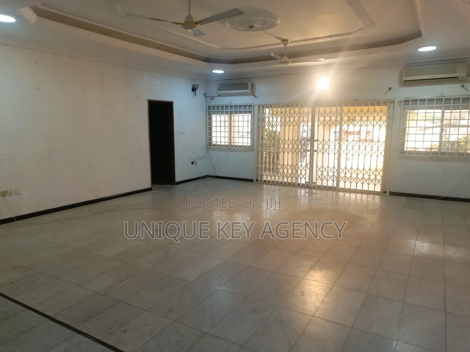 6bdrm House in Unique Key Agency, Achimota for rent