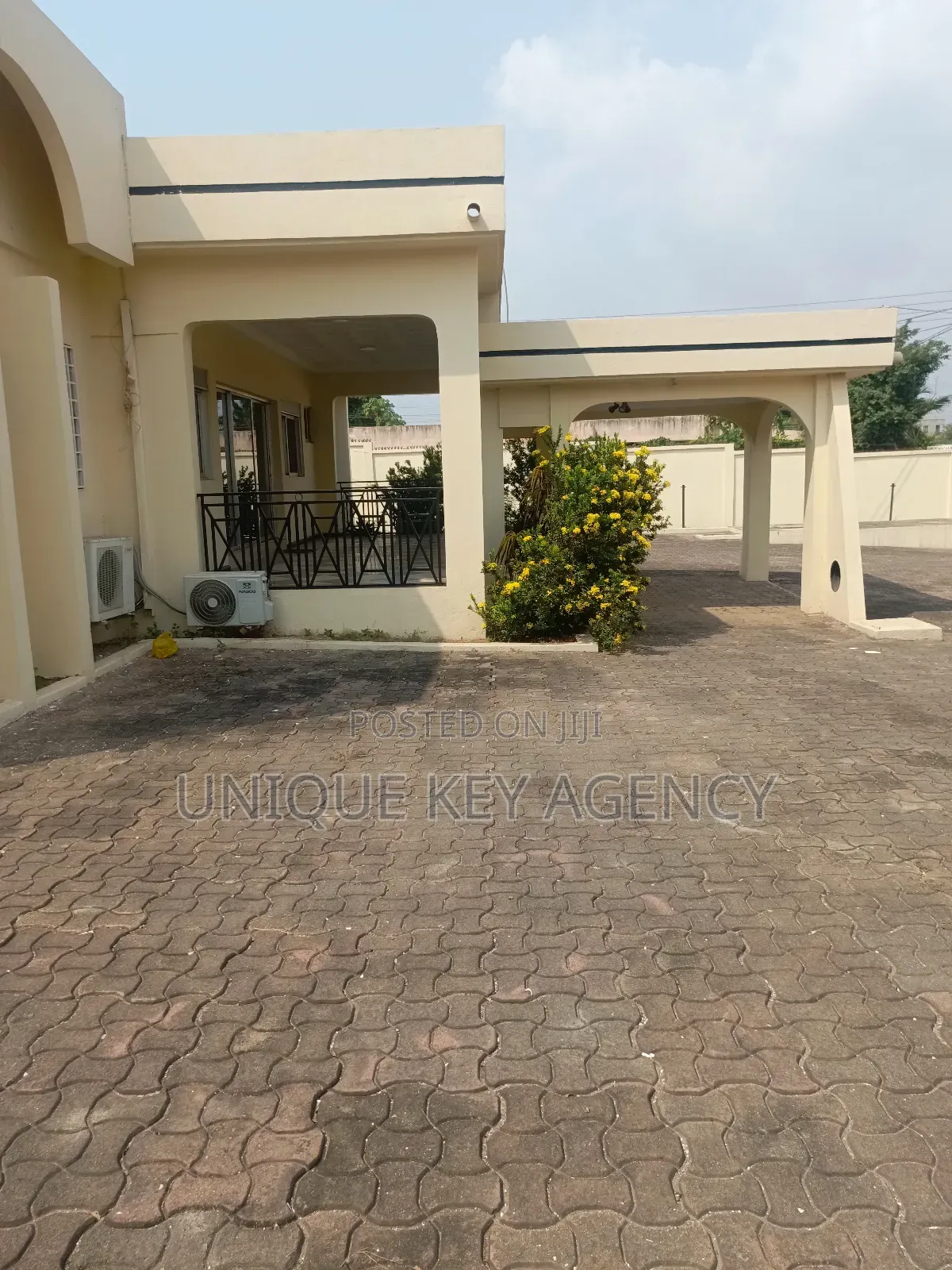 6bdrm House in Unique Key Agency, Achimota for rent