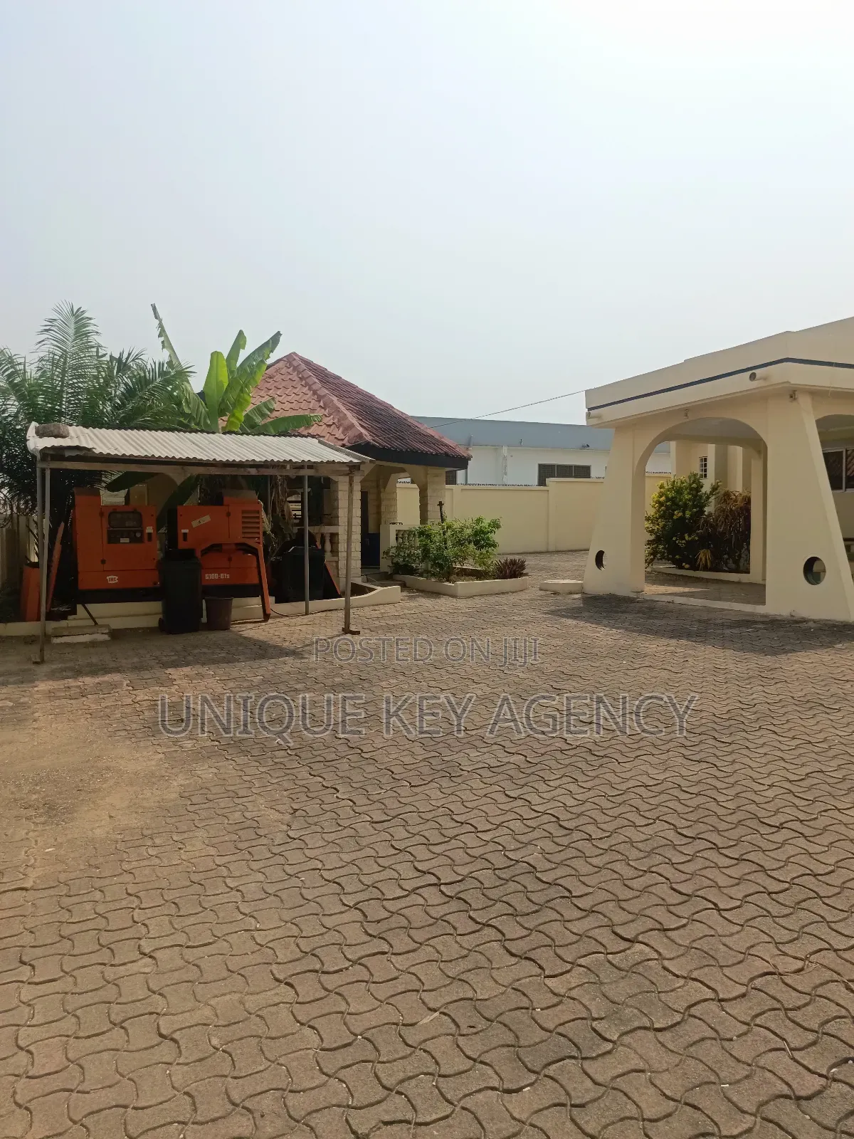 6bdrm House in Unique Key Agency, Achimota for rent