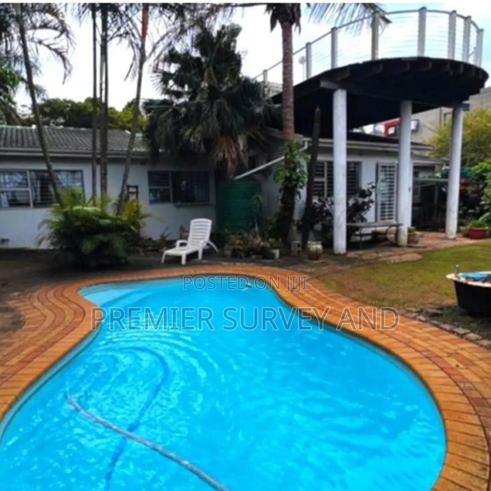 Custom Swimming Pool Design