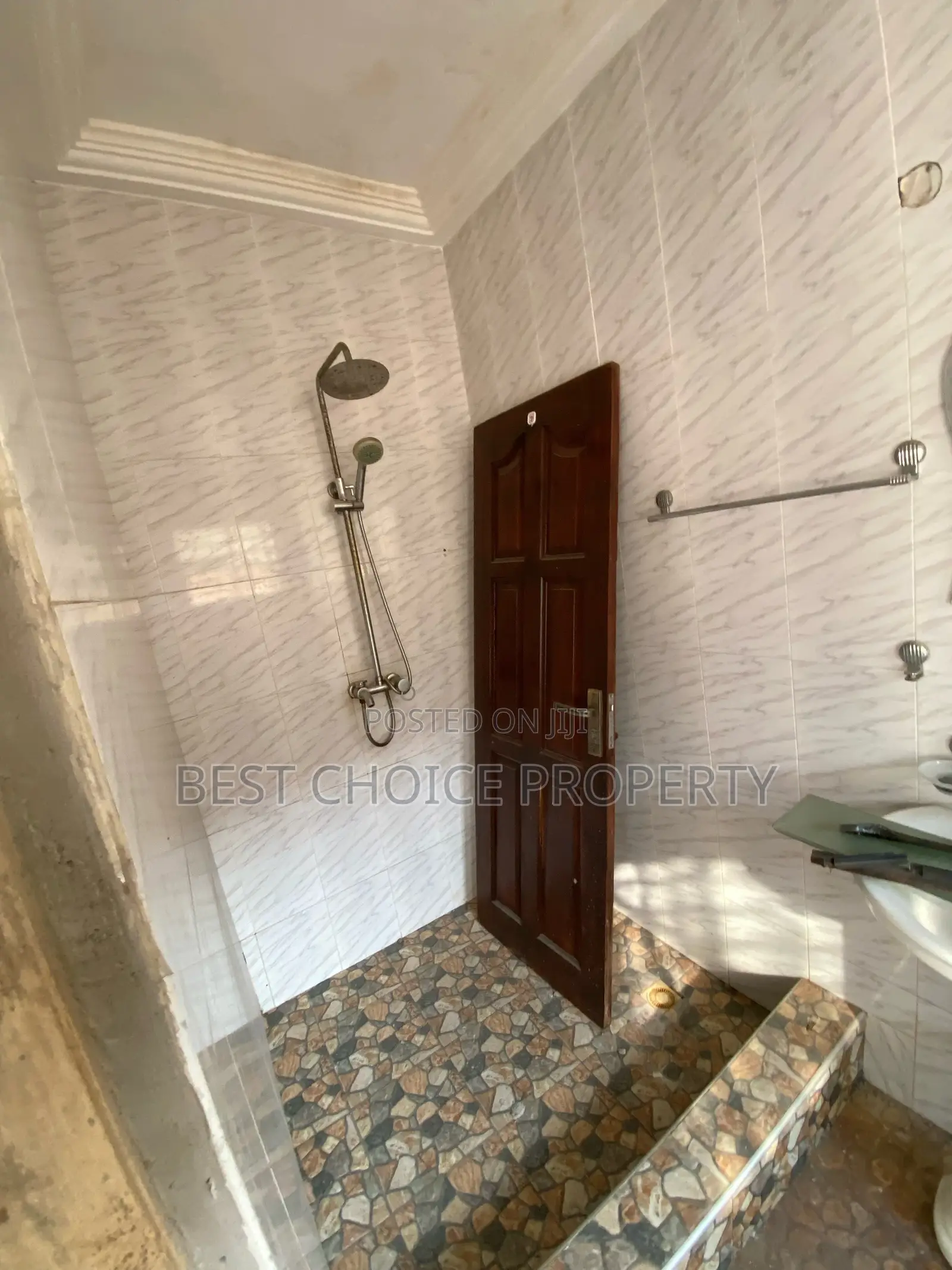 2bdrm Apartment in Lakeside Community 5 for rent