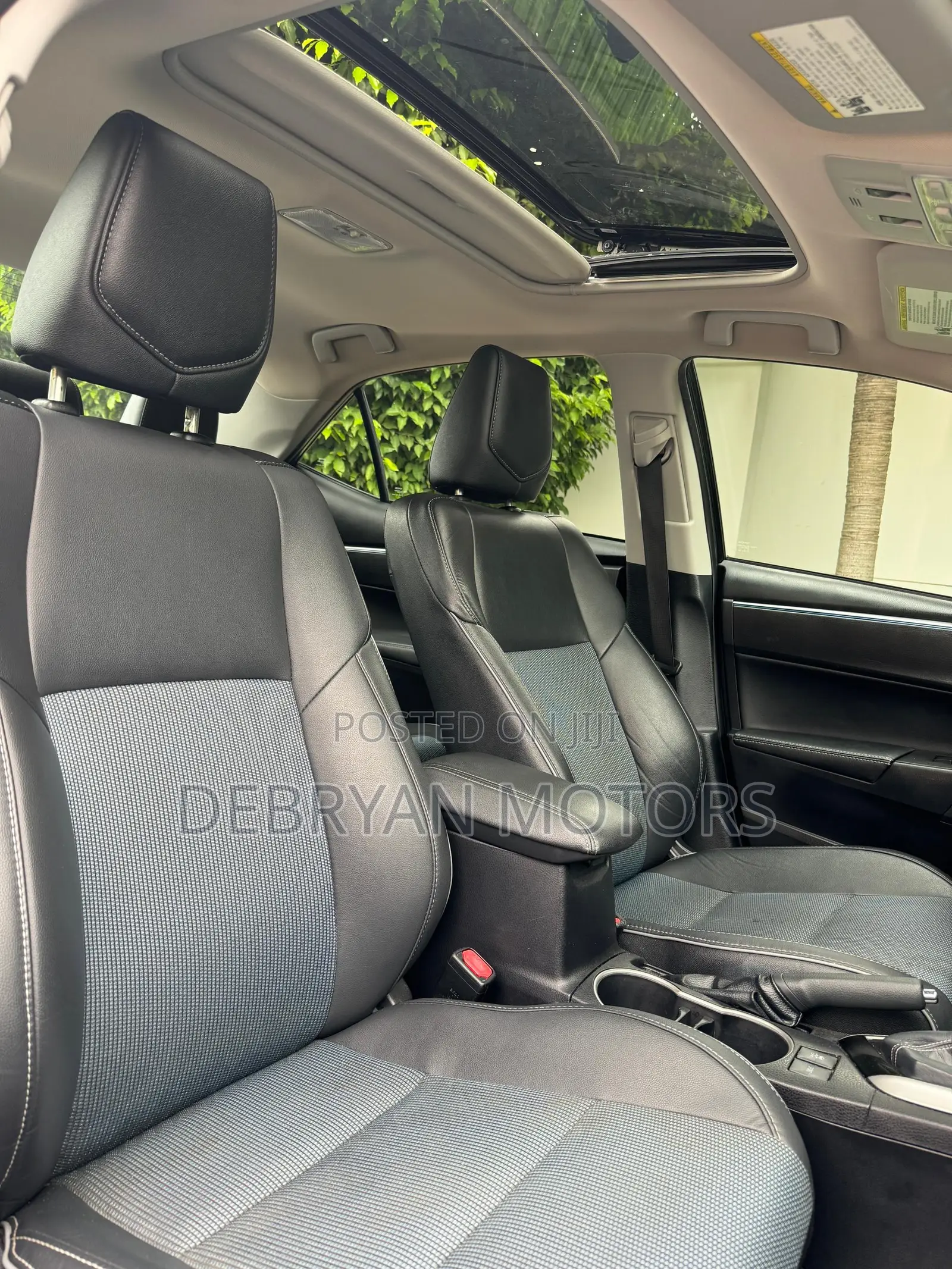 Toyota Corolla S 4dr Sedan (1.8L 4cyl CVT) 2016 Gray