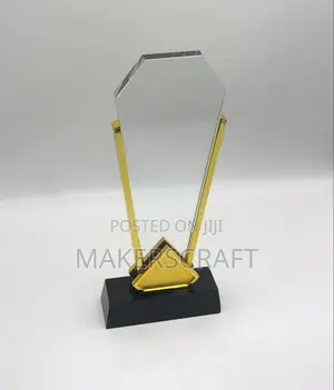 Crystal Award Plaques, Wooden Base Plaques