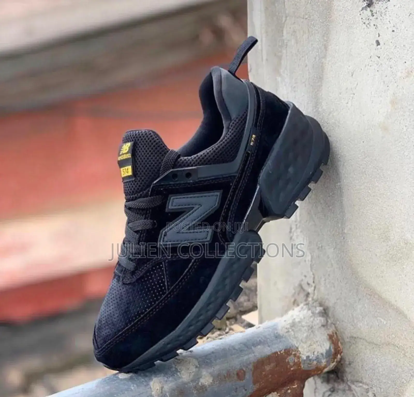 New Balance 574 Black Cat