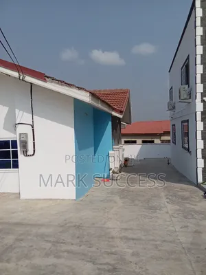 Furnished 4bdrm House in West Hills Mall Area for rent