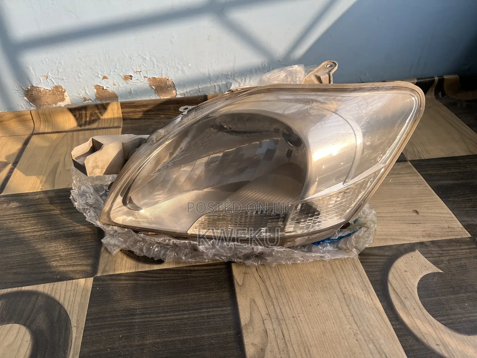 Toyota Yaris and Belta Headlight