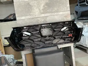 Honda CRV 2023 Front Grille