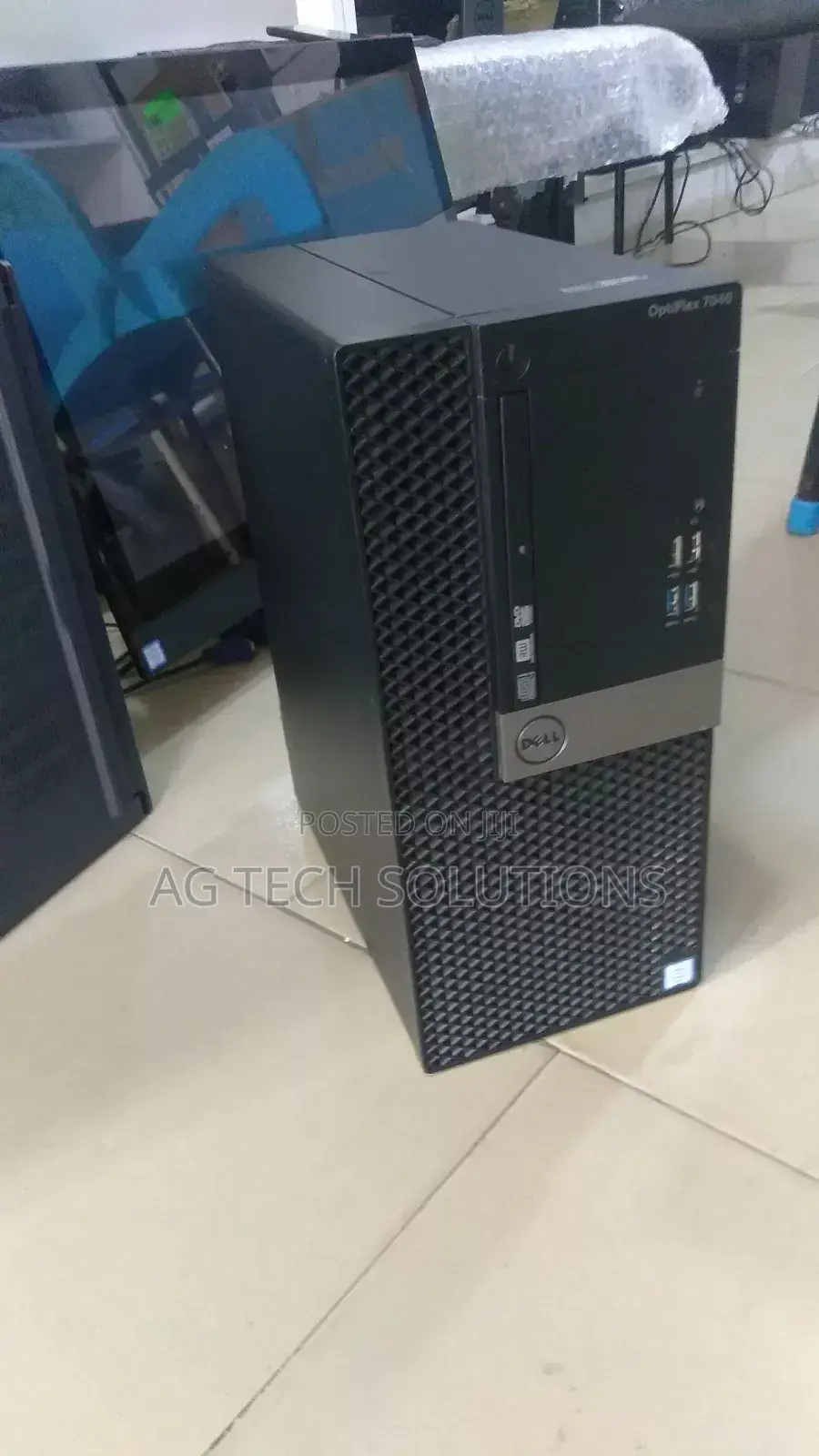 Desktop Computer Dell OptiPlex 7040 8GB Intel Core I7 SSD 500GB