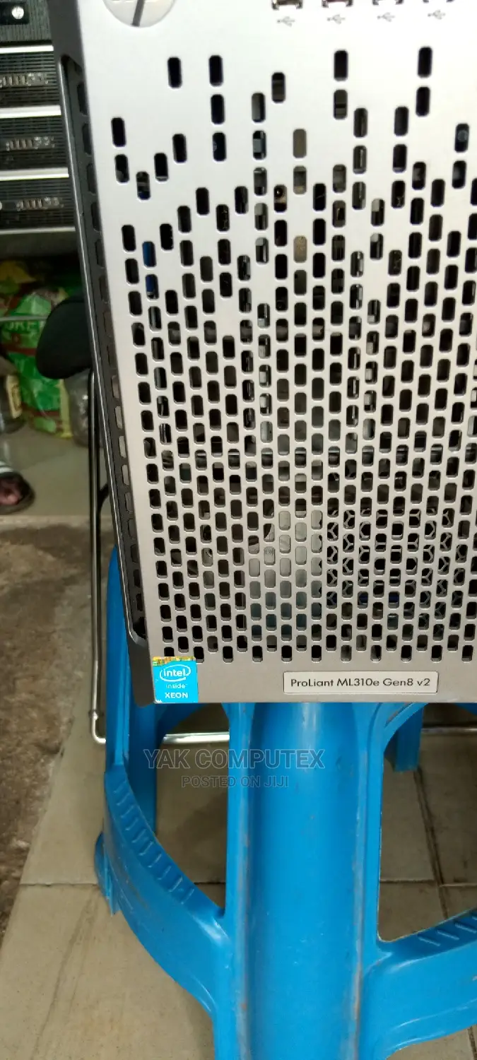 Desktop Computer HP Z4 G4 12GB Intel Xeon HDD 1T