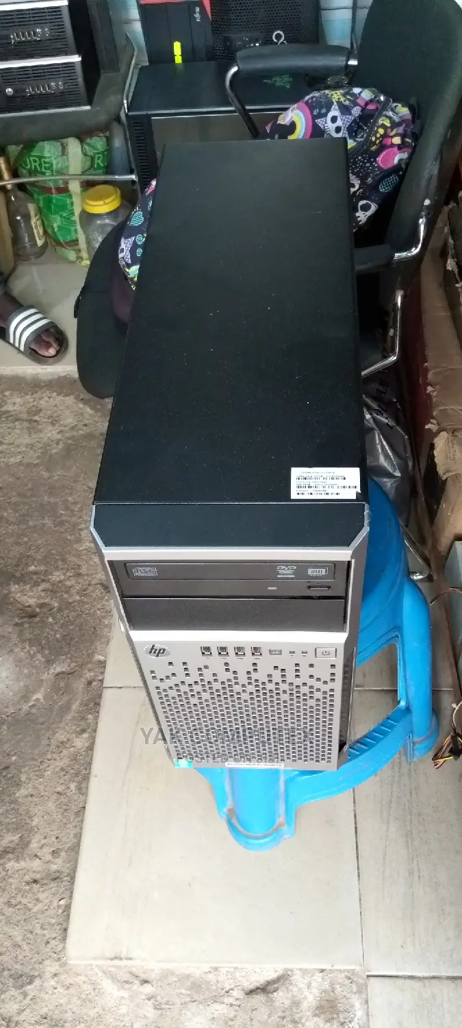 Desktop Computer HP Z4 G4 12GB Intel Xeon HDD 1T