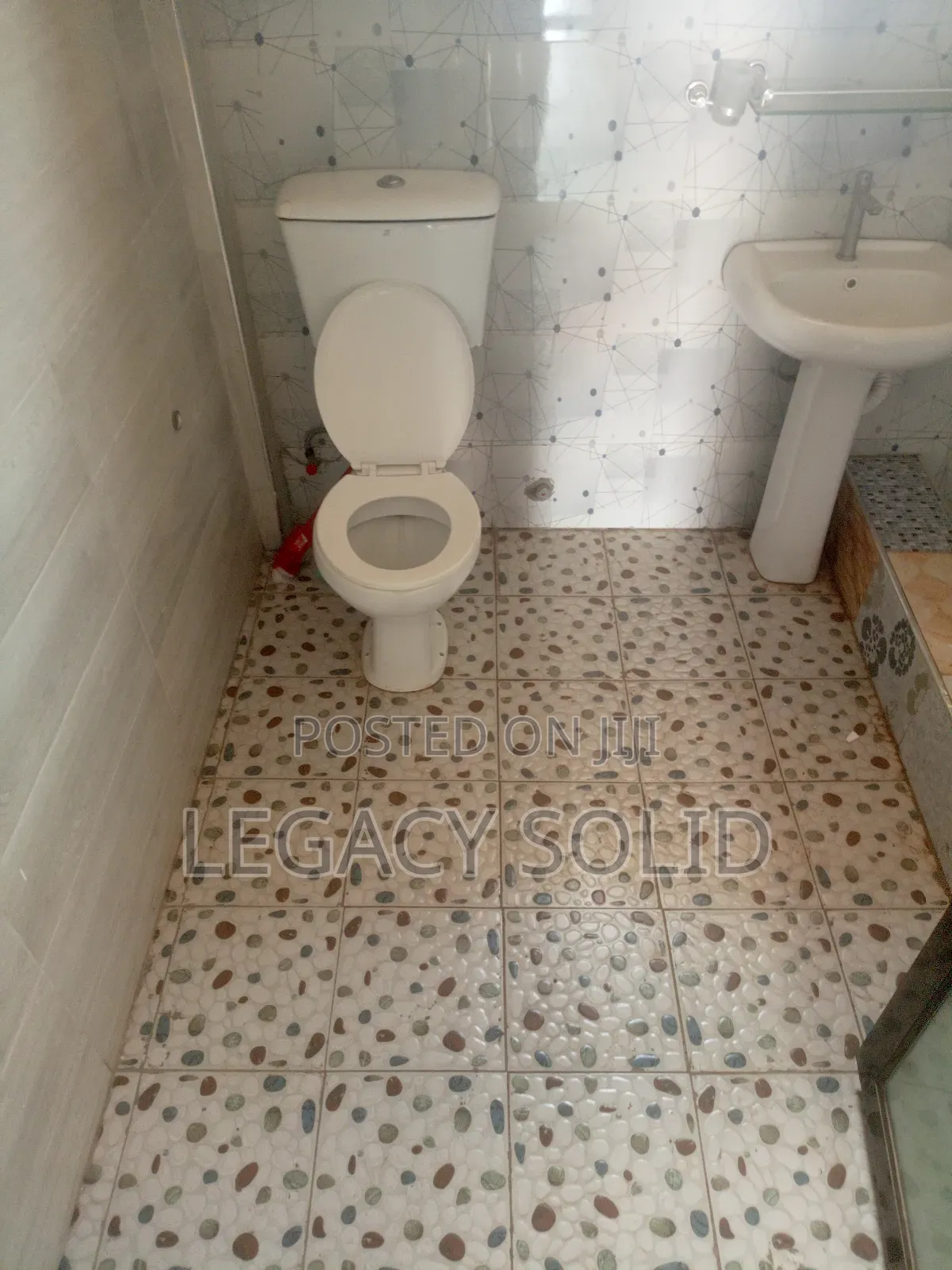 1bdrm Apartment in Legacy Solid Real, Tseaddo for rent