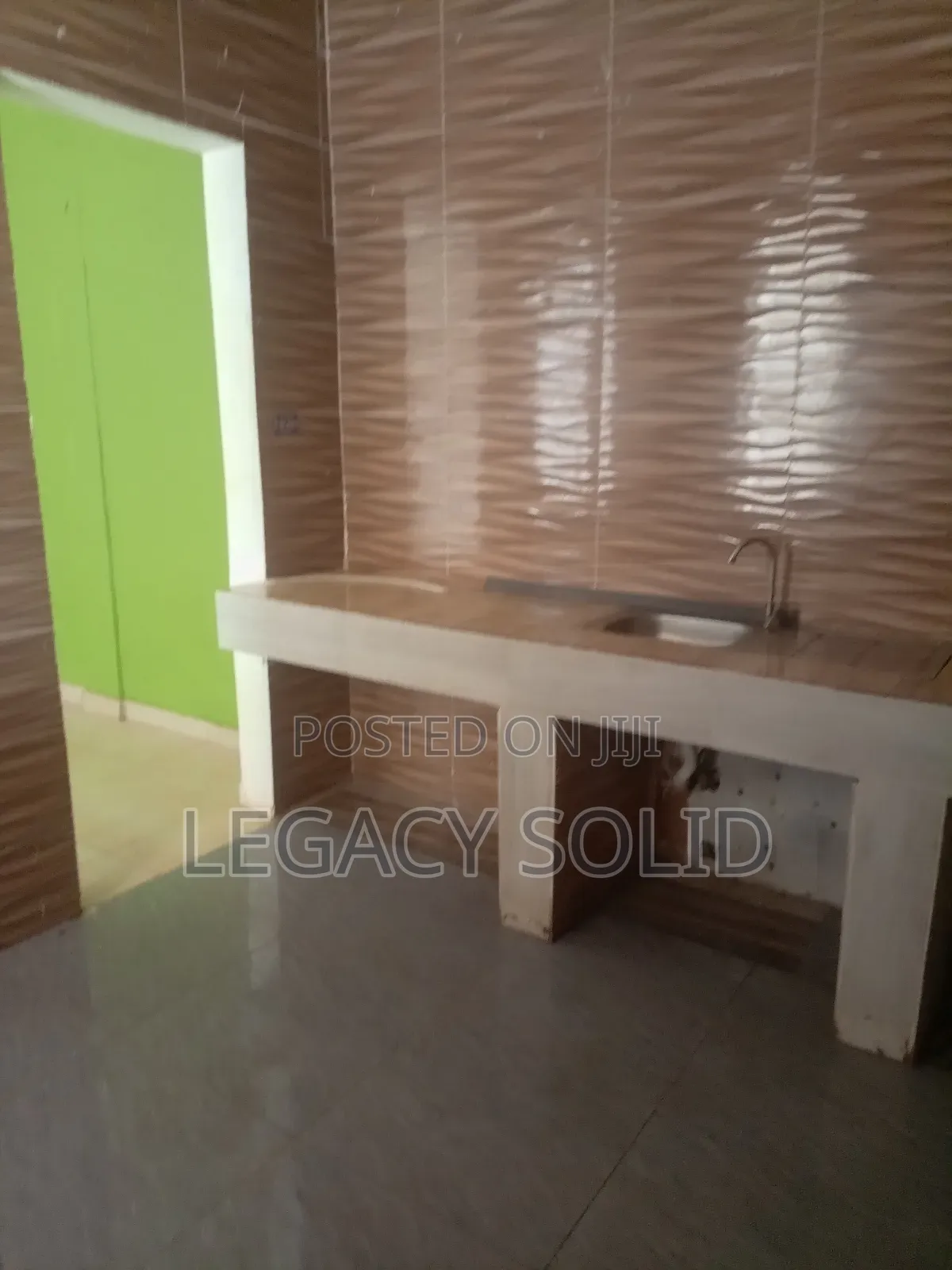 1bdrm Apartment in Legacy Solid Real, Tseaddo for rent