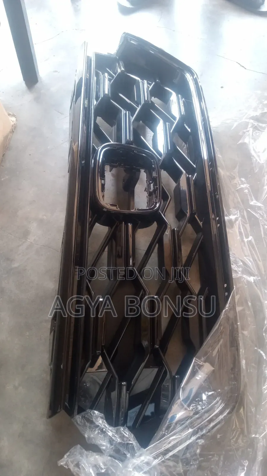 2022 2023 2024 Honda CRV Front Grill Shells