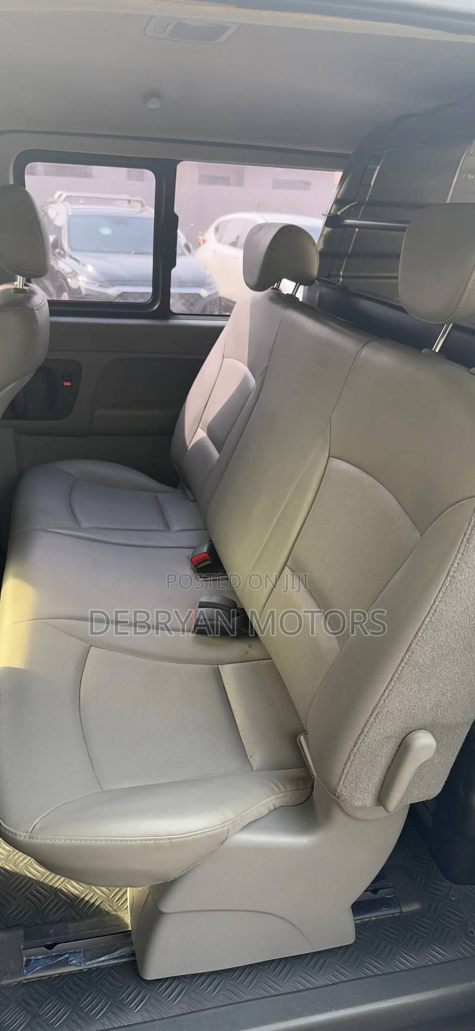 Hyundai Starex 2014 Silver