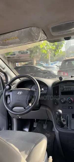 Hyundai Starex 2014 Silver