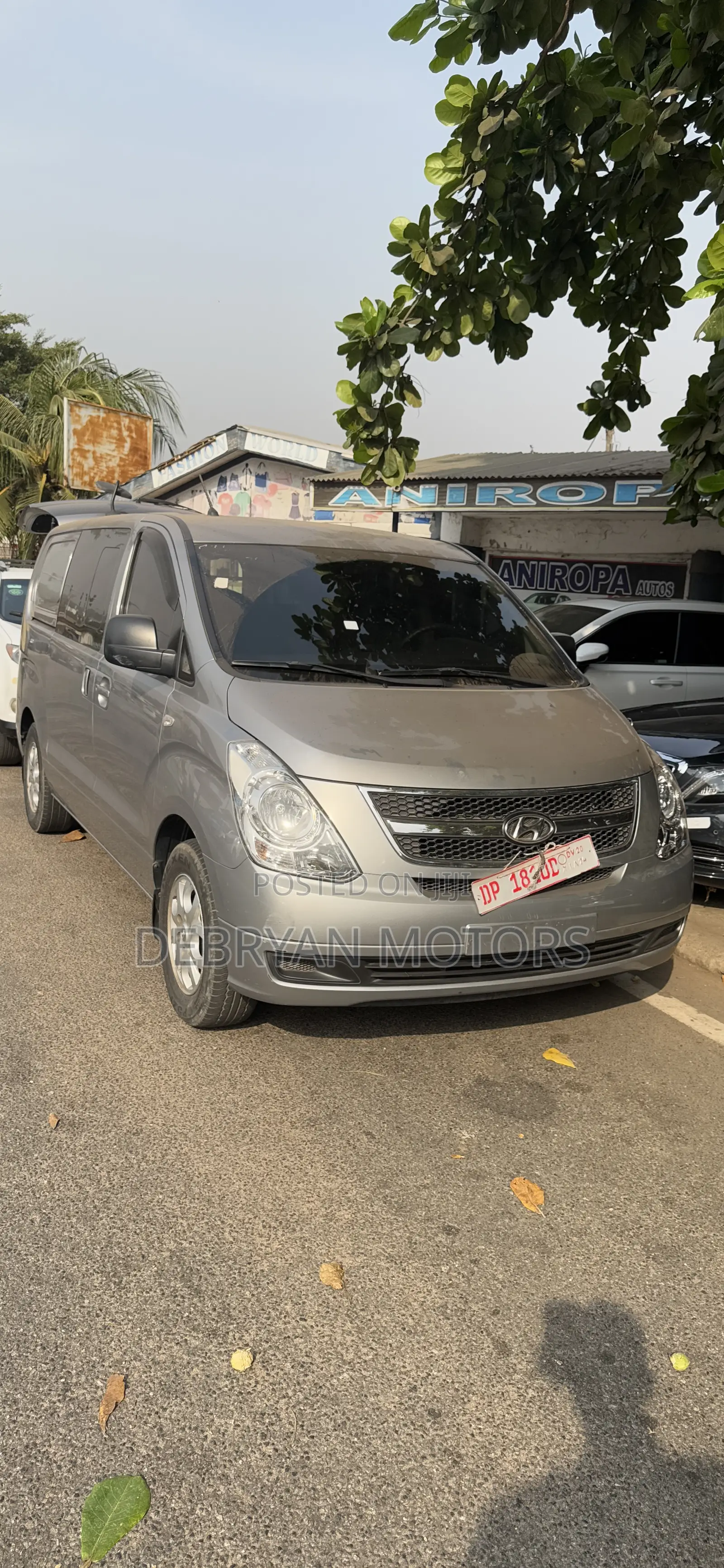 Hyundai Starex 2014 Silver