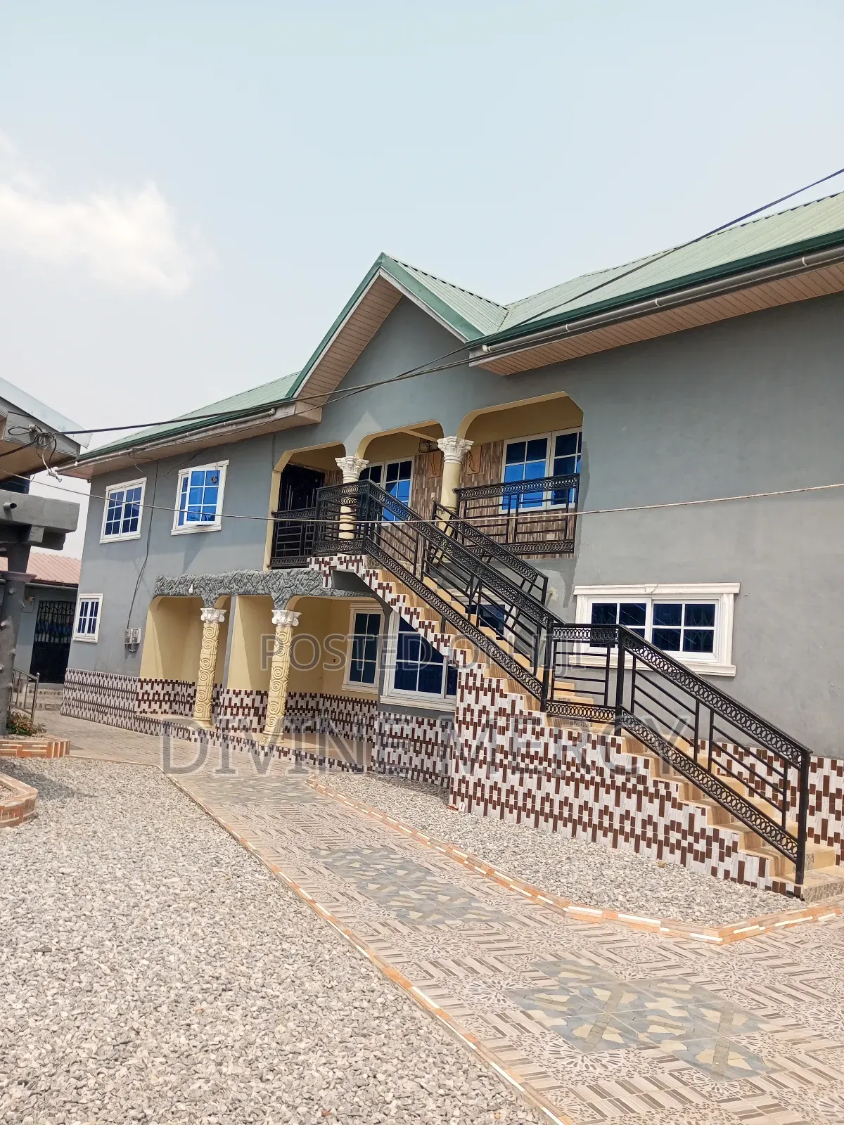 2bdrm Apartment in New Market Road, Awutu Senya East Municipal