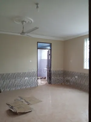 2bdrm Apartment in New Market Road, Awutu Senya East Municipal