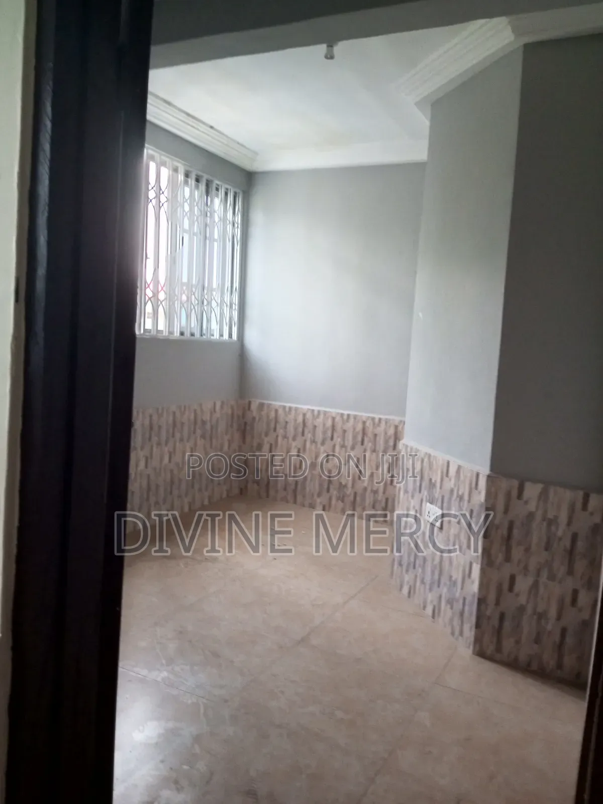 2bdrm Apartment in New Market Road, Awutu Senya East Municipal