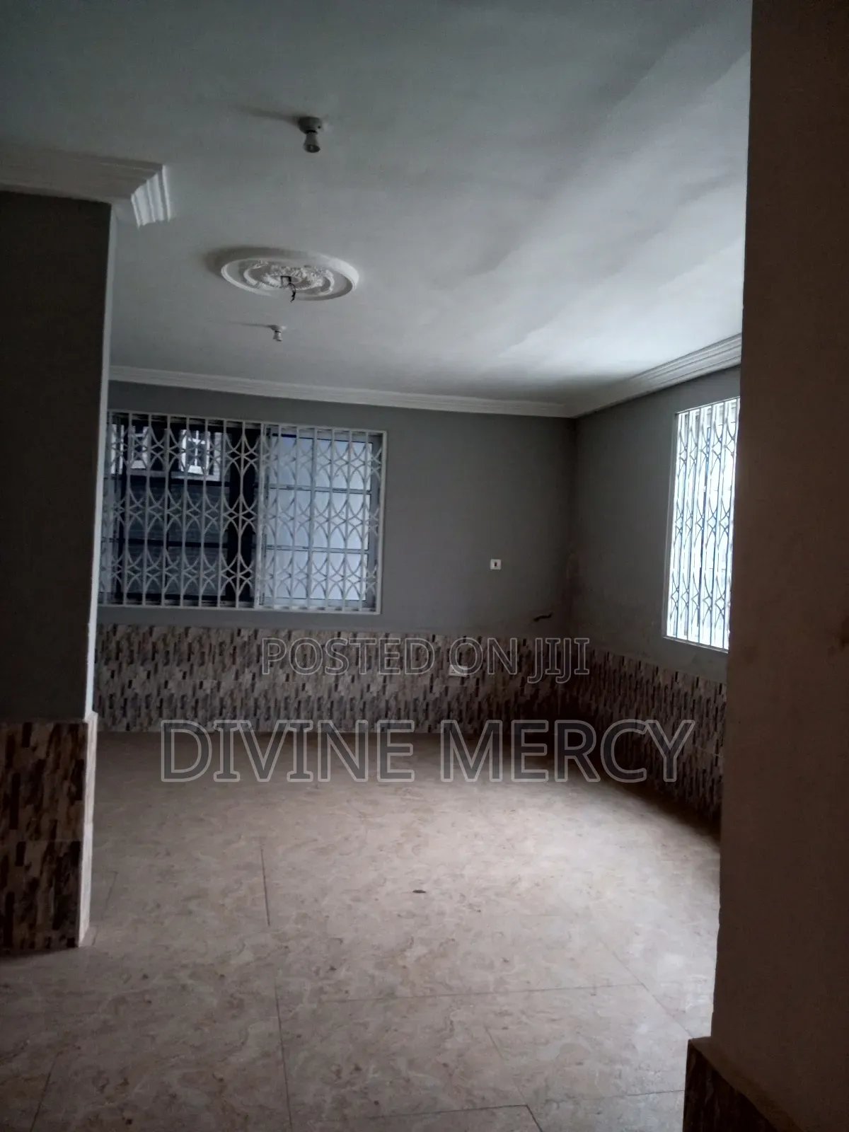 2bdrm Apartment in New Market Road, Awutu Senya East Municipal