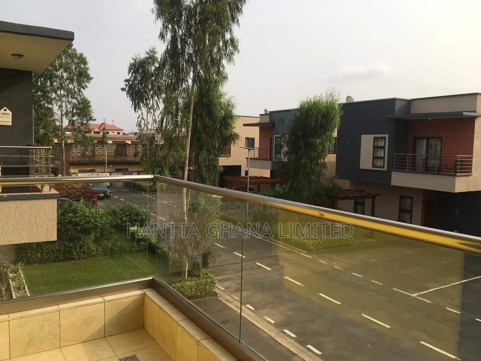 Furnished 4bdrm Townhouse / Terrace in Adenta, Barrier for rent