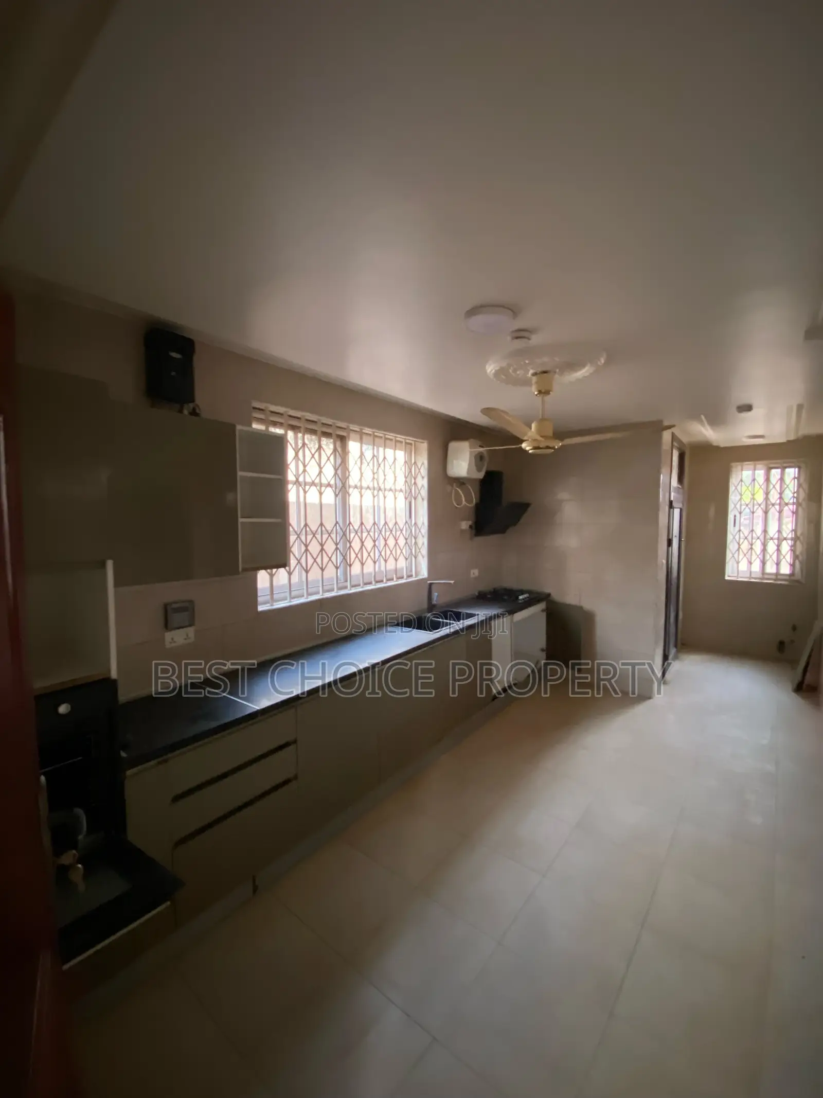 5bdrm Apartment in Adenta Frafraha for rent