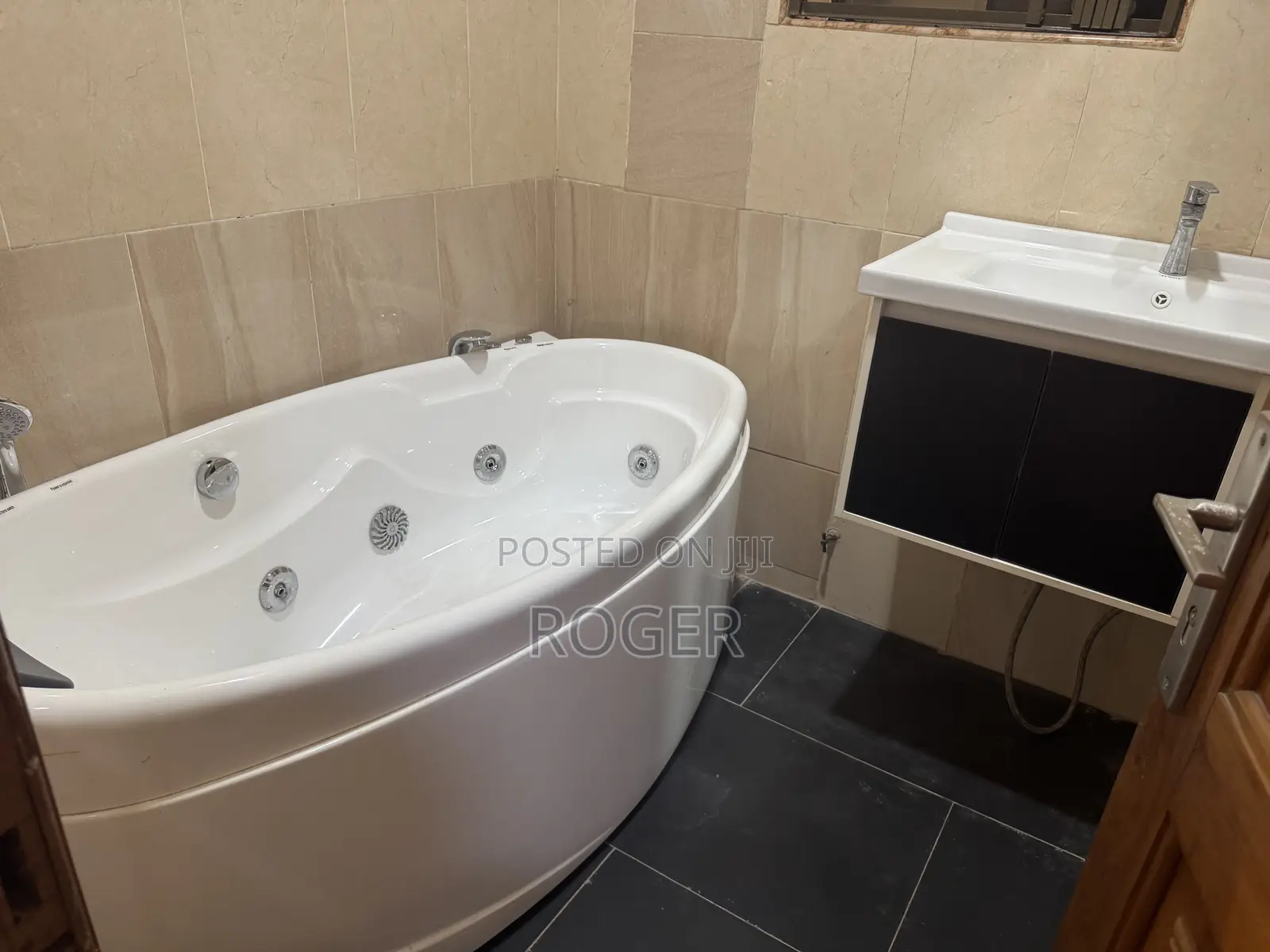 8 Bedroom Office Space for Rent at Cantonment
